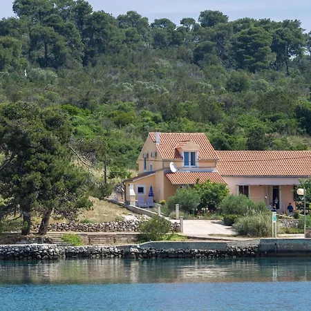 Beachfront House Zita Vakantiehuis Brgulje
