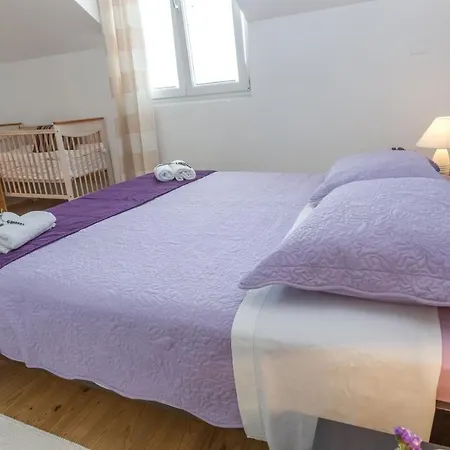 Beachfront House Zita Дом отдыха
